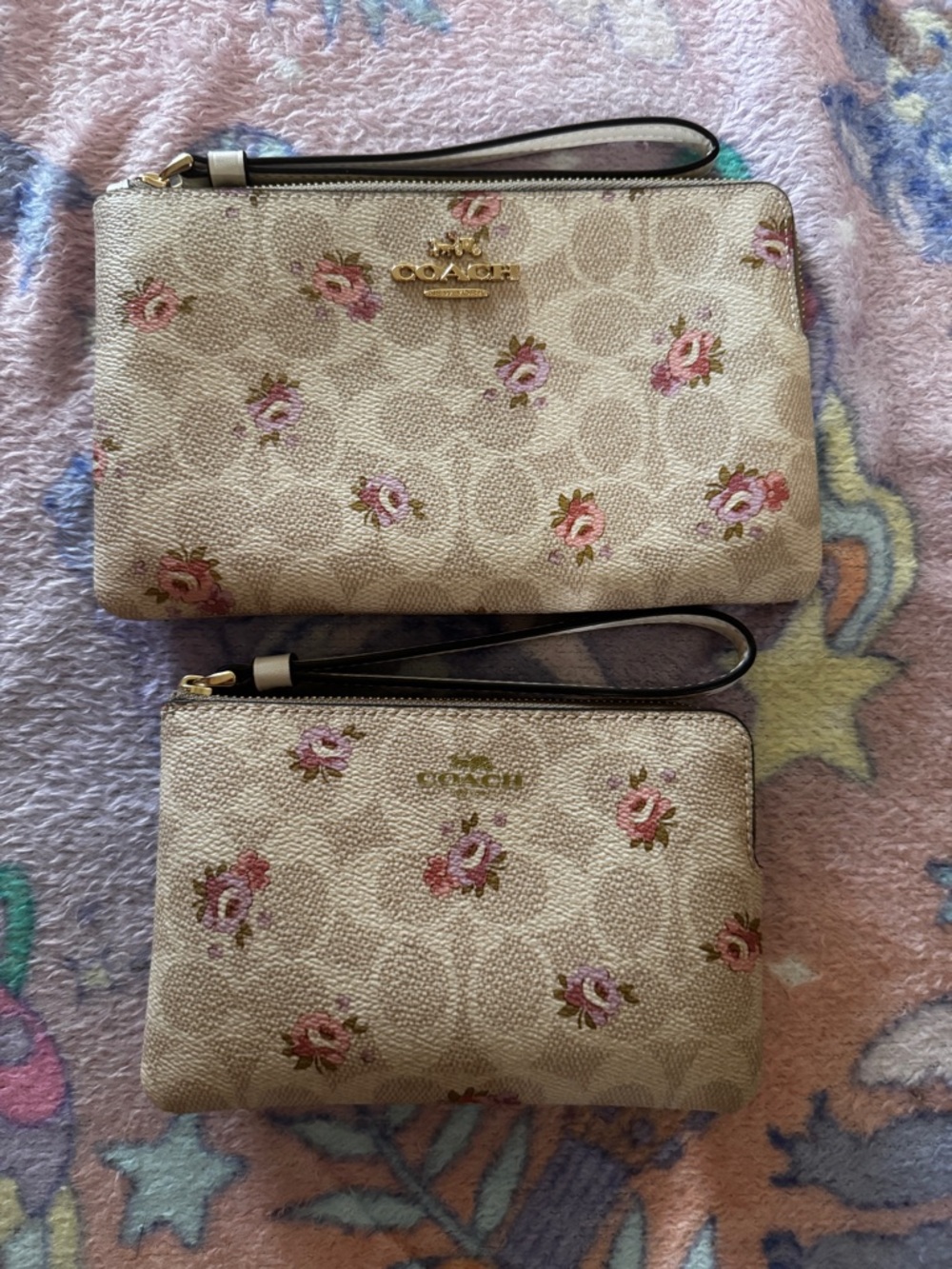 NWT Coach Signature Floral Print Canvas Coated Zip Wristlets